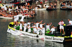 Canal Parade 2003 met Smashing Pink boot